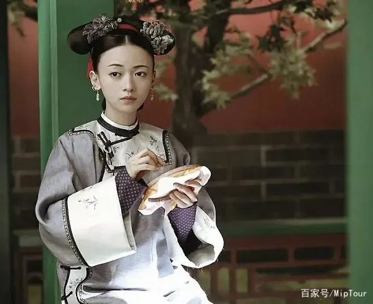 吴谨言和洪尧恋情曝光疑似同居，你觉得他们二人般配吗？