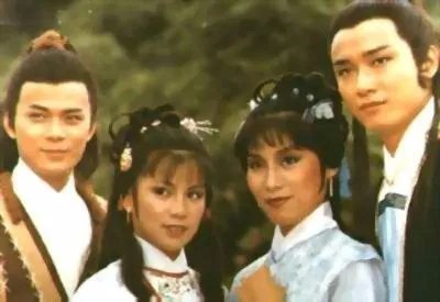 你觉得哪部港剧可以封为神作？为什么？