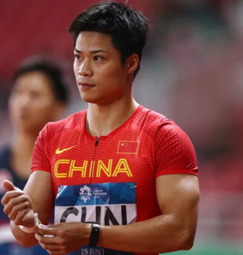 关于当选感动中国人物一事，苏炳添是如何回应的？