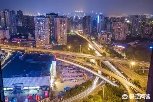 重庆都出了羽毛球奥运冠军李雪芮，重庆近几年有能力举办一次世界级的羽毛球大赛吗？