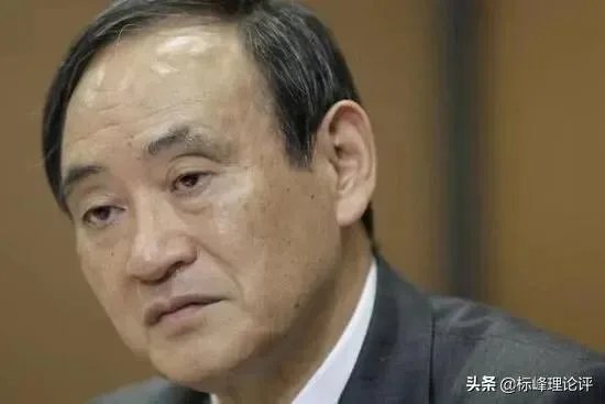 菅义伟突然宣布将卸任首相，到底发生了什么事？