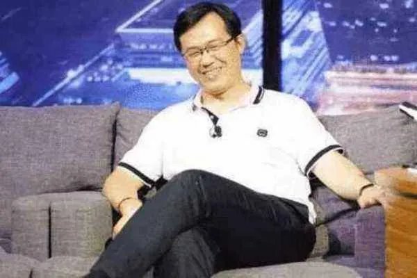 卓伟是谁啊,为什么他有娱乐圈那么多的爆料?