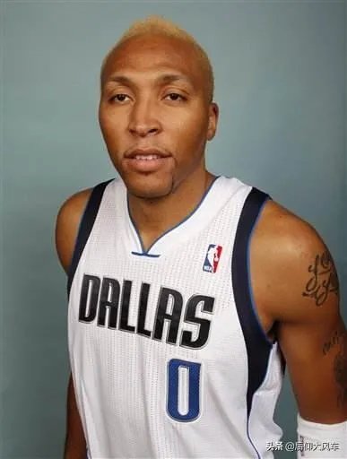 霍华德真实真高才2.06米，他为什么不能算是矮中锋？