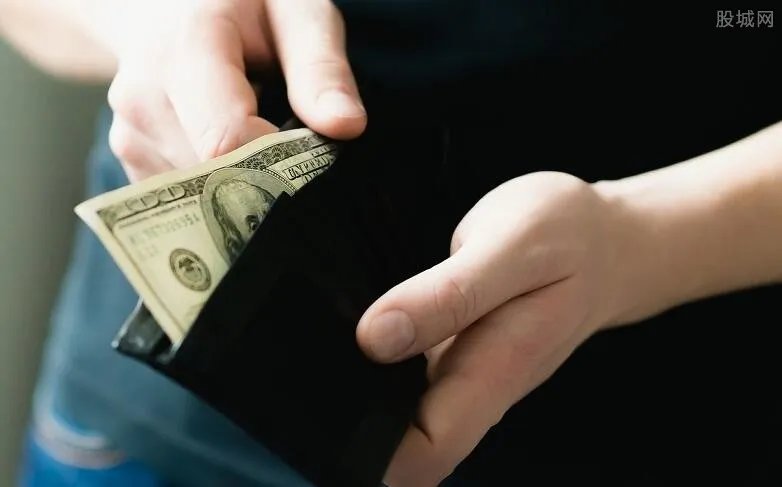 奇客巴士借款审核多久 奇客巴士逾期会怎么样？