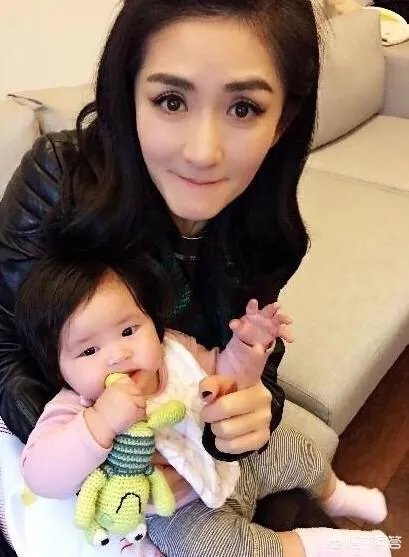 这些当红明星家的双胞胎，你认为谁家的最可爱？