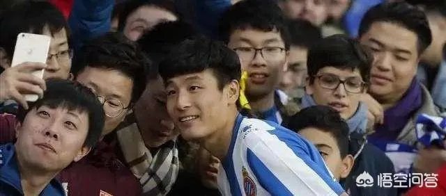 西甲官网向全世界介绍武磊“他是中国的知名人物”，这样“吹”武磊合适吗？