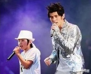 细数曾经红极一时的春晚小童星，如今的他们怎么样了？