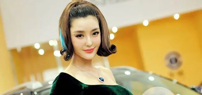 李颖芝艺术照 3万陪睡化身性感豹女郎