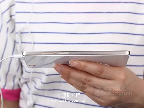 八核双卡全网通 nubia Z9 Max仅售2550