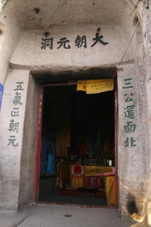 自古华山一条道,华山栈道到底是什么人所修的?