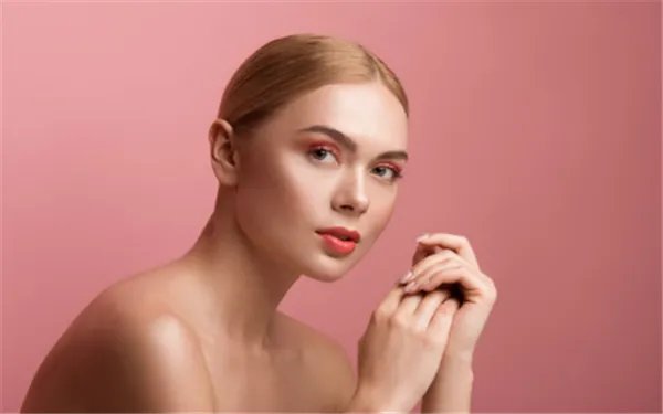 吸脂去眼袋的价格是多少钱