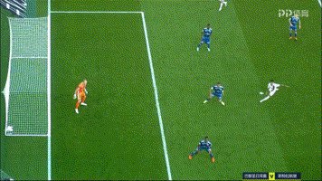 9月14日各国联赛，法甲内马尔补时倒勾绝杀，中超扎哈维最后时刻插花球，哪个更精彩？