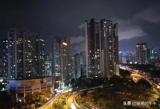 荣耀Play3现价735元，是否值得入手？有何建议？