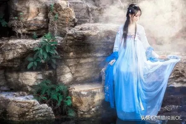 人像摄影中，你认为旗袍与汉服哪个更能拍出中国女人的韵味？你喜欢拍哪一种服装？