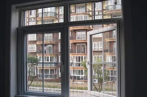 外开窗户防盗网怎么装