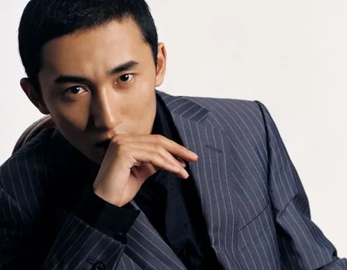 颜丹晨的老公是谁？ 详细揭秘其演艺经历