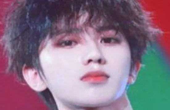 奔跑吧里蔡徐坤为什么管沙溢叫沙子爹？