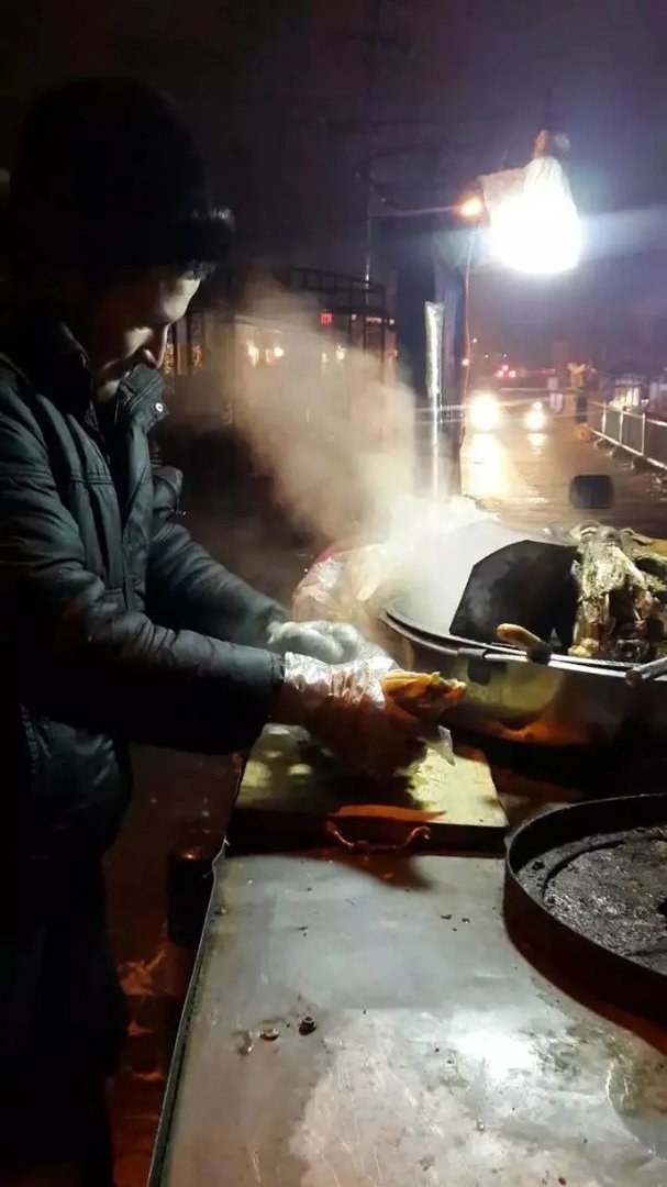 明天就到新疆石河子了，石河子有什么美食和旅游景点推荐？