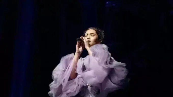 杨丞琳发文感谢李荣浩，是在作秀还是日常秀恩爱？