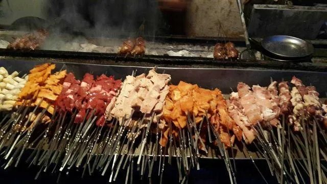 明天就到新疆石河子了，石河子有什么美食和旅游景点推荐？