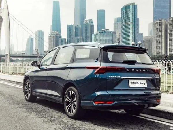 银标五菱来了：五菱凯捷正式上市，10万入手贵不贵？