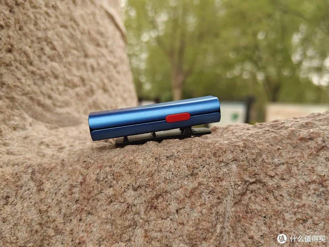 塞宾小搬2号智麦Silver高清拾音性价比更高