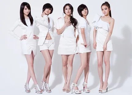 kara解散原因曝光 原成员具荷拉投新东家