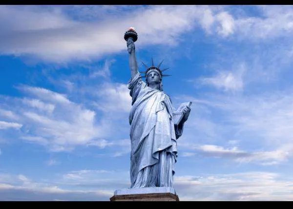 美国法院曾多次拒绝特朗普建边境墙的要求，为何最终还是同意了？