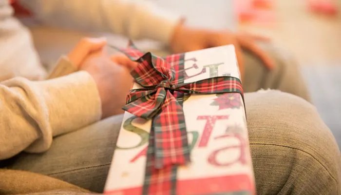 2021平安夜发多少红包好 平安夜给女生发多少红包