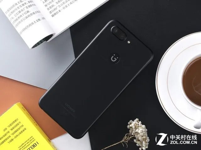 20岁左右买这些手机没人能说你什么