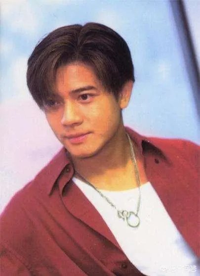 同为四大天王之一，郭富城和黎明相比，年轻时候到底谁更帅一点？