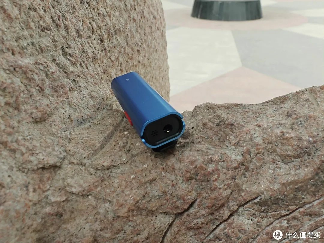 塞宾小搬2号智麦Silver高清拾音性价比更高