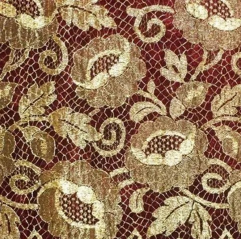 维多利亚女王：第一个穿着白色婚纱出嫁的新娘，拯救了霍尼顿蕾丝