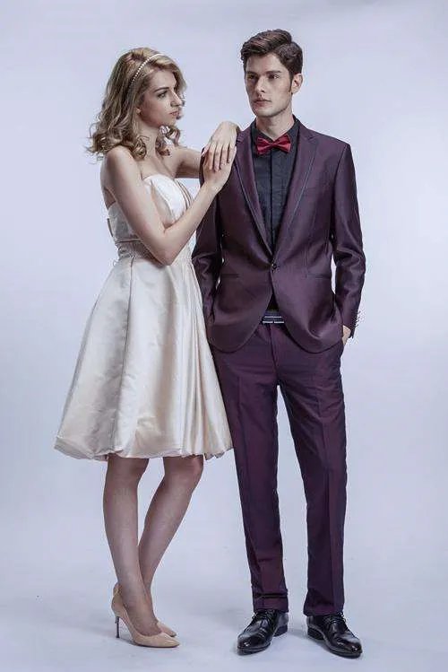 结婚装的西装怎么搭配　西装衬衫领带搭配原则