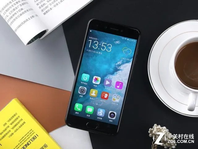 20岁左右买这些手机没人能说你什么