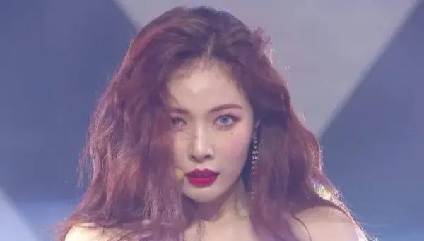 泫雅发文称自己一天要晕倒好几次，什么情况下身体会出现眩晕的症状？