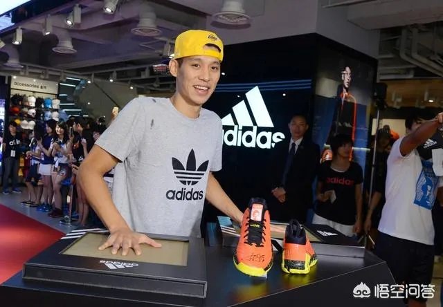 NBA自由市场开放许久，林书豪无人问津，在台湾演讲时几度落泪，大家怎么看待此事？