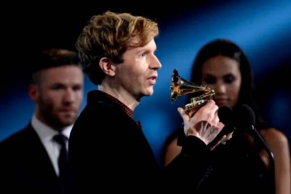 格莱美颁奖礼提名揭晓，都有哪些艺人上榜？