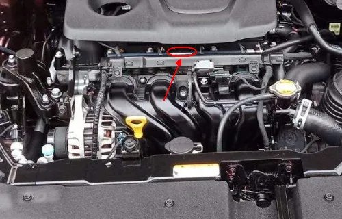 东风悦达起亚k3发动机号在机器什么部位