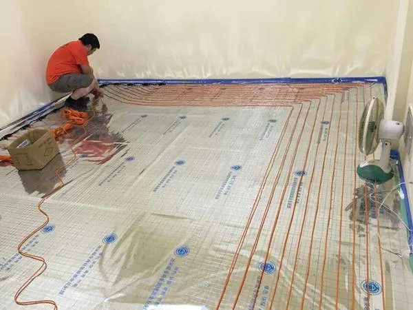 电地热采暖的优点及使用注意事项 安装电地热采暖要多少钱