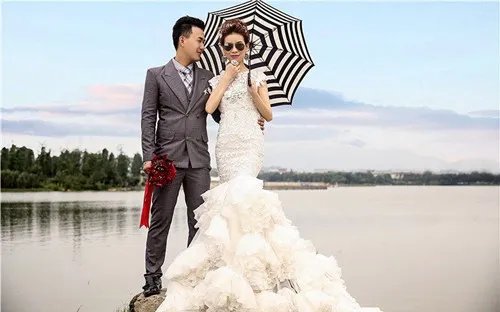 西湖外景婚纱照拍摄攻略  外景婚纱照怎么拍更好看