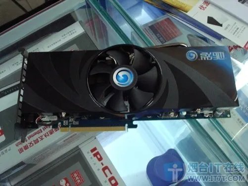 中高端强悍选择 影驰GTX260+上将版显卡