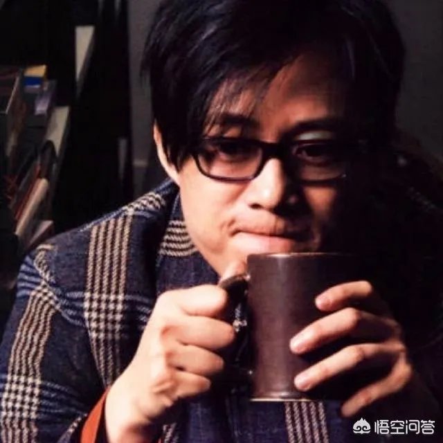 方文山和林夕谁的作词功力更强？你怎样评价他们两人的写词？