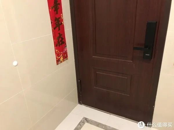 自然舒服的开锁方式，  鹿客智能指纹锁Classic版本