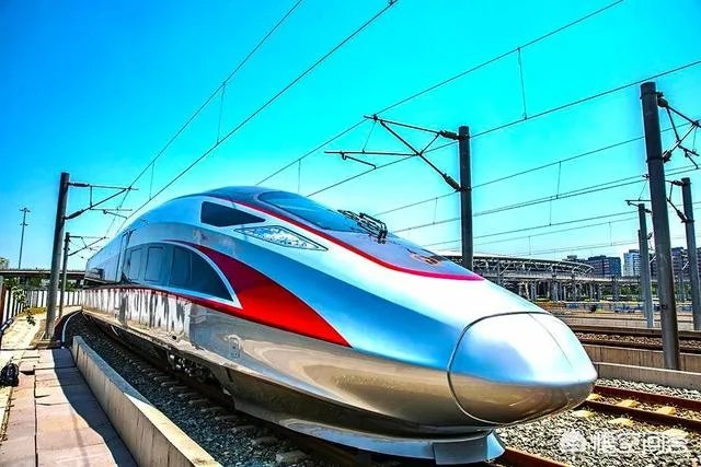 你个人觉得中国高铁与日本新干线哪个更好？为什么？