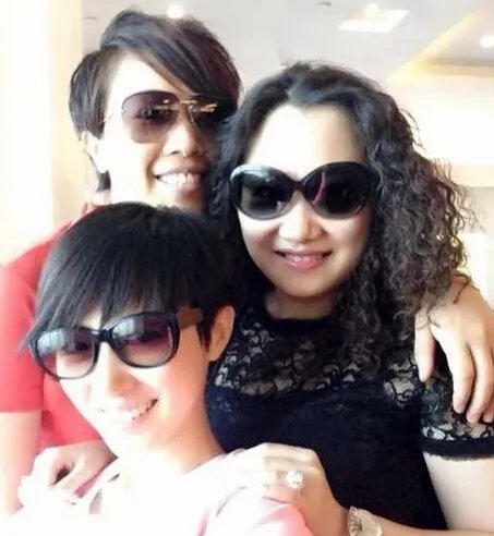 汪子琦与laura恋情告急 马赛母女与汪子琦周游世界