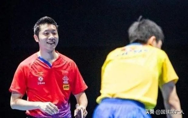 总决赛男单四强之后，许昕点评整场比赛以及张本智和，他都说了什么，你怎么看？