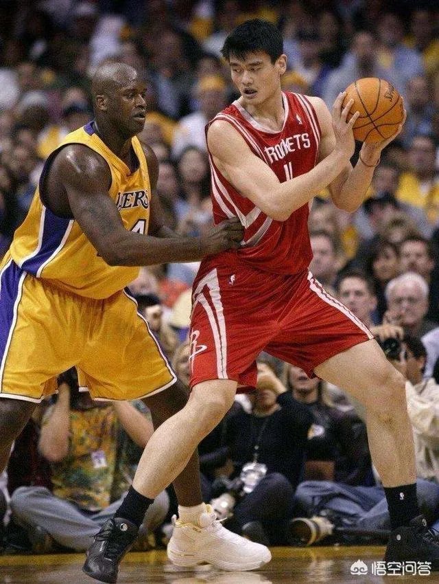 NBA自由市场开放许久，林书豪无人问津，在台湾演讲时几度落泪，大家怎么看待此事？