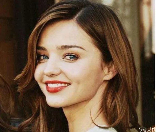 为什么超模大多是平胸 超模脸是什么脸型