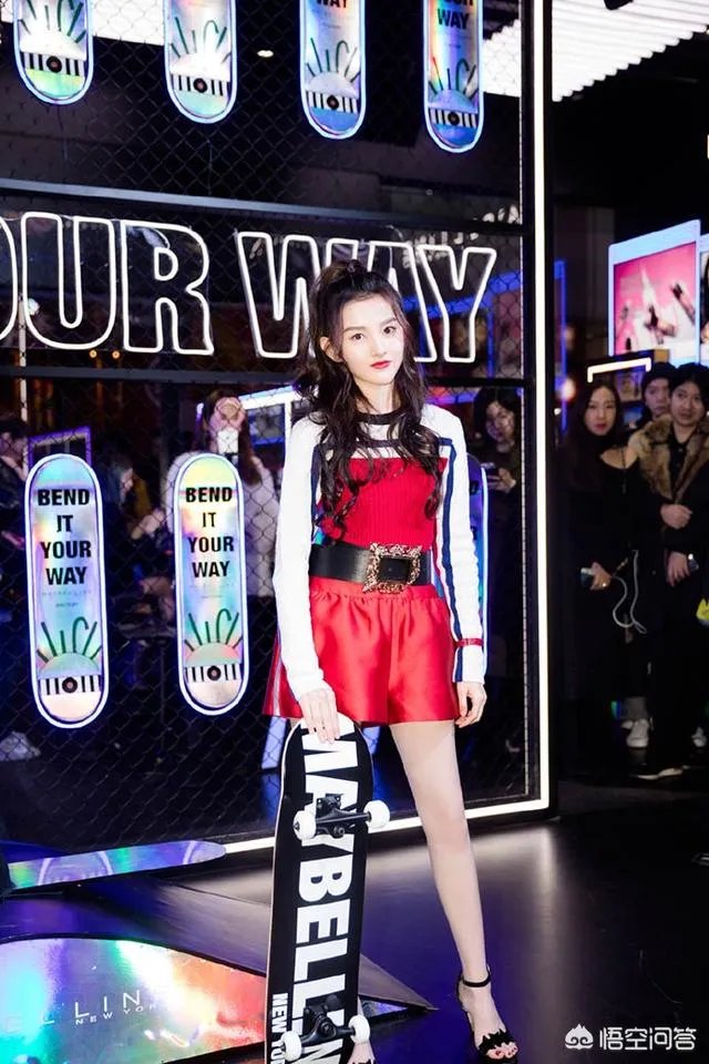 宋祖儿甜美形象霸屏，怎样才能像她一样穿出青春活力范儿？